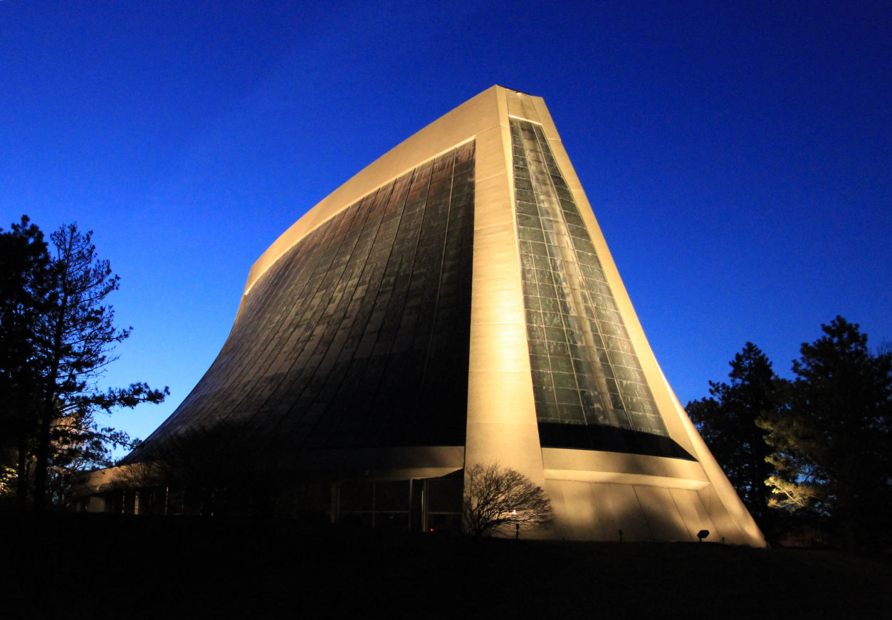 Temple Beth El Exterior